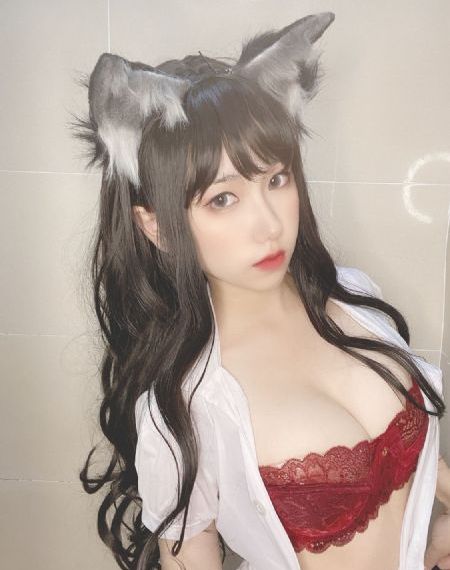我的嫩模女友中文字幕_4K在线手机播放