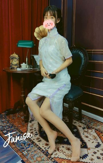 极乐宿舍_成长在线视频免费观看
