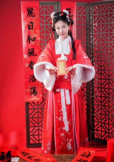 你猜我是不是英雄_超清天堂在线