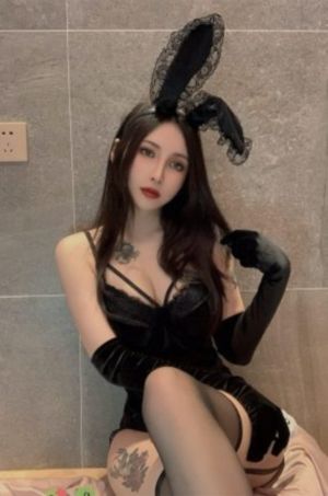 丰满的女教师电影_BD国语高清完整版播放