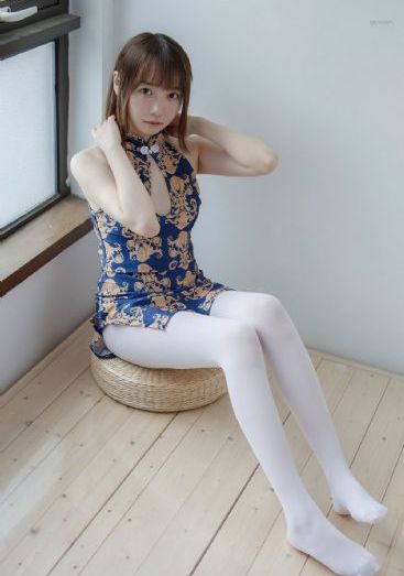 大胸女邻居bd_BD高清视频观看