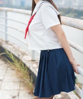 小蜜桃二_国产剧在线观看视频