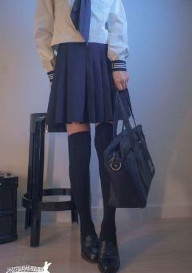 色婷婷一区二区_BD英语天堂在线